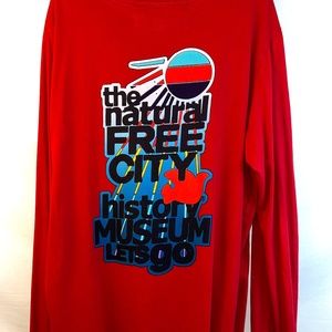 Free City - Natural History Museum 2009 XL Unisex Red Long Sleeve Top